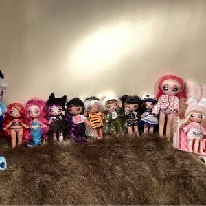13 Na Na Surprise dolls